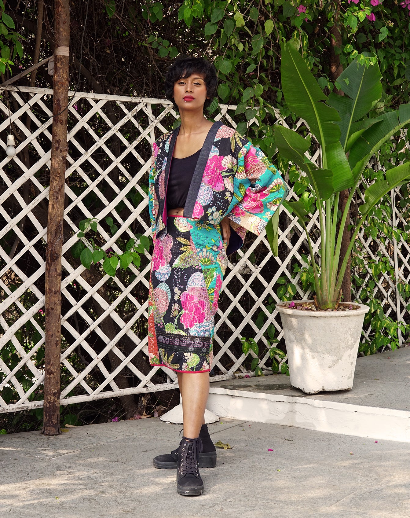 Floral print quilted short jacket