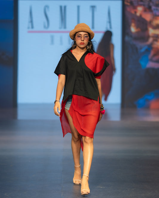 Black Shirt With Circle Motif